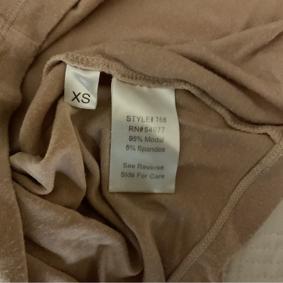 CAbi simple cami - Picture 5 of 6